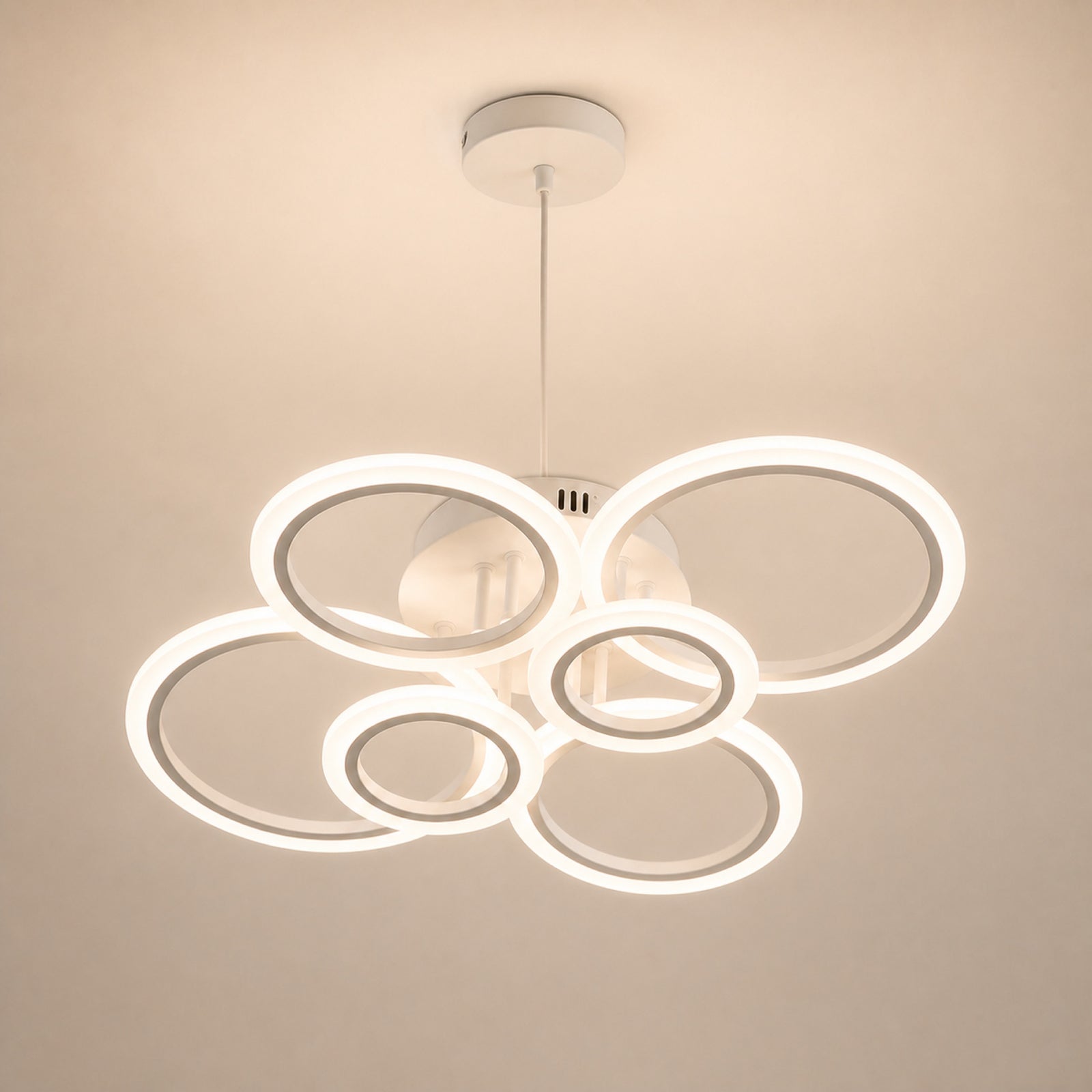Un cercle de lumière, rien d’autre
