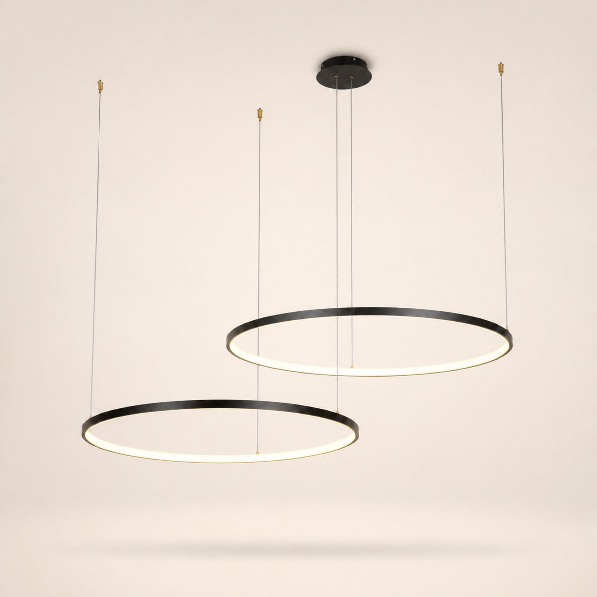 Lustre anneau LED, sur fond neutre