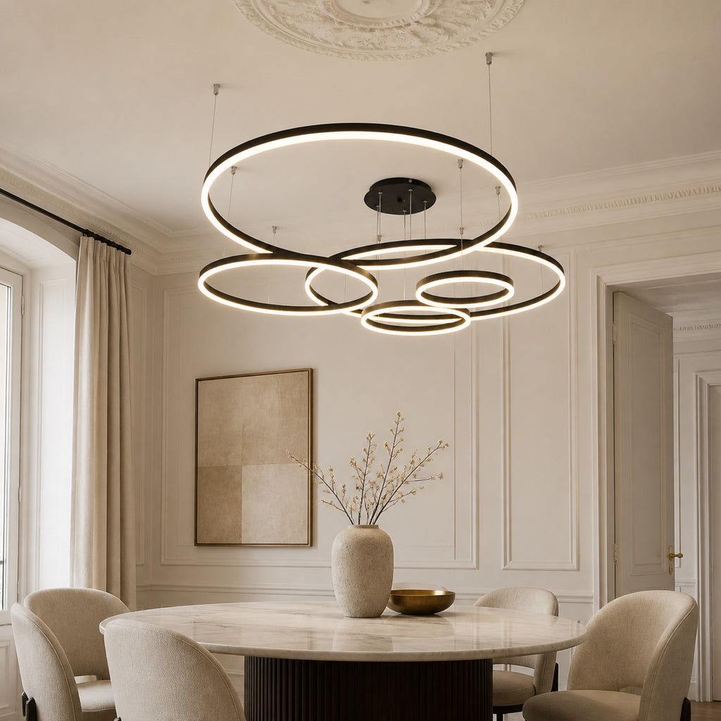 Lustre 6 anneaux LED superposés, autre cadrage