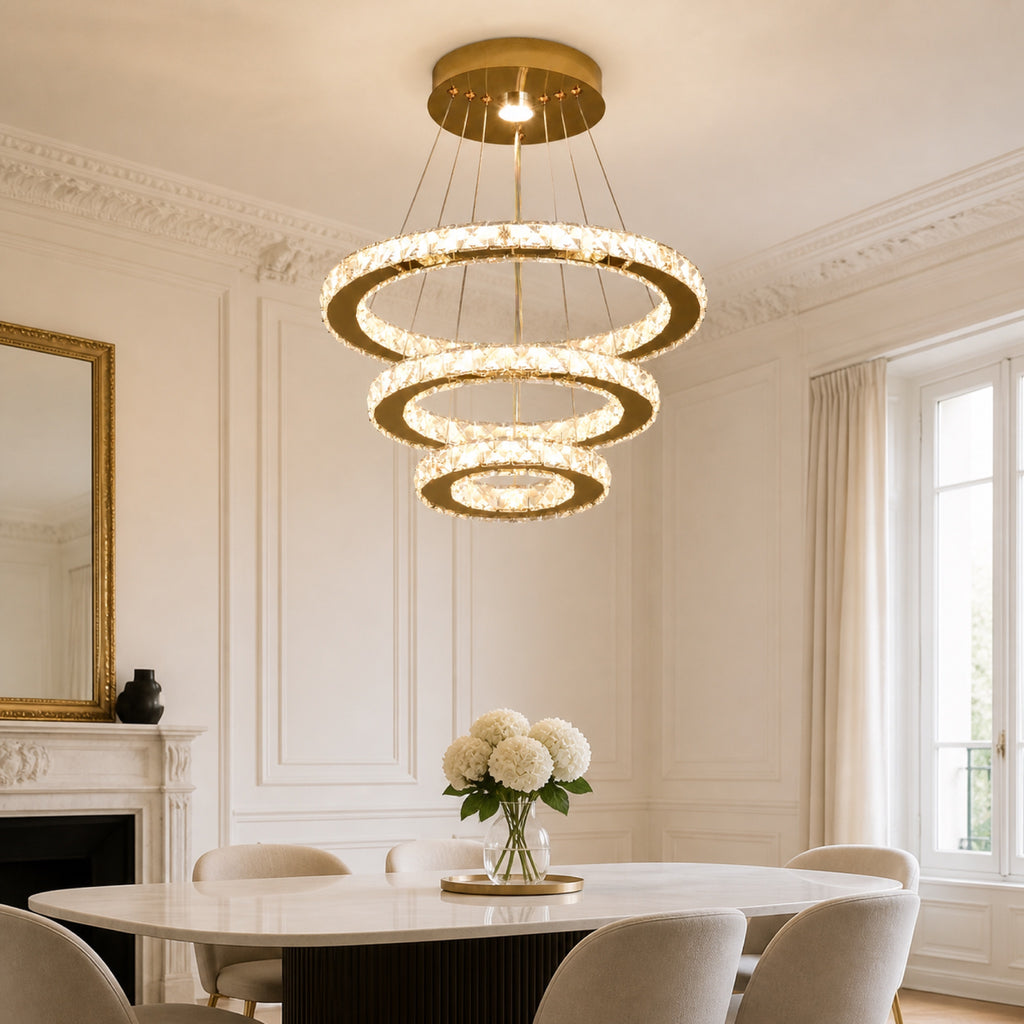 Lustre effet cristal, en situation dans un intérieur