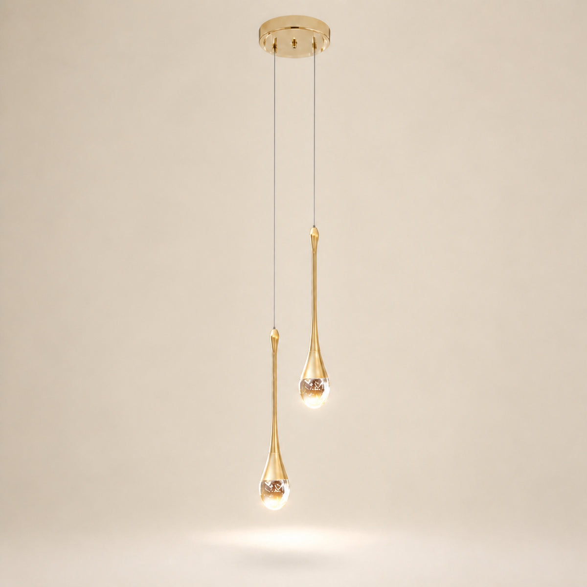 Lustre effet cristal, sur fond neutre