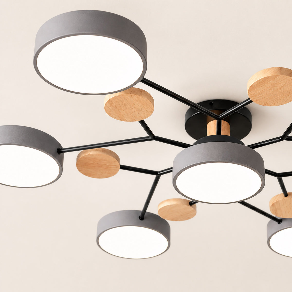 Plafonnier palets LED et bois, autre vue