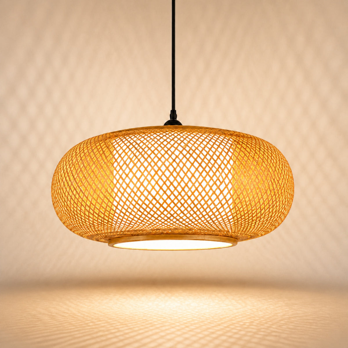Suspension bambou tissée, autre cadrage