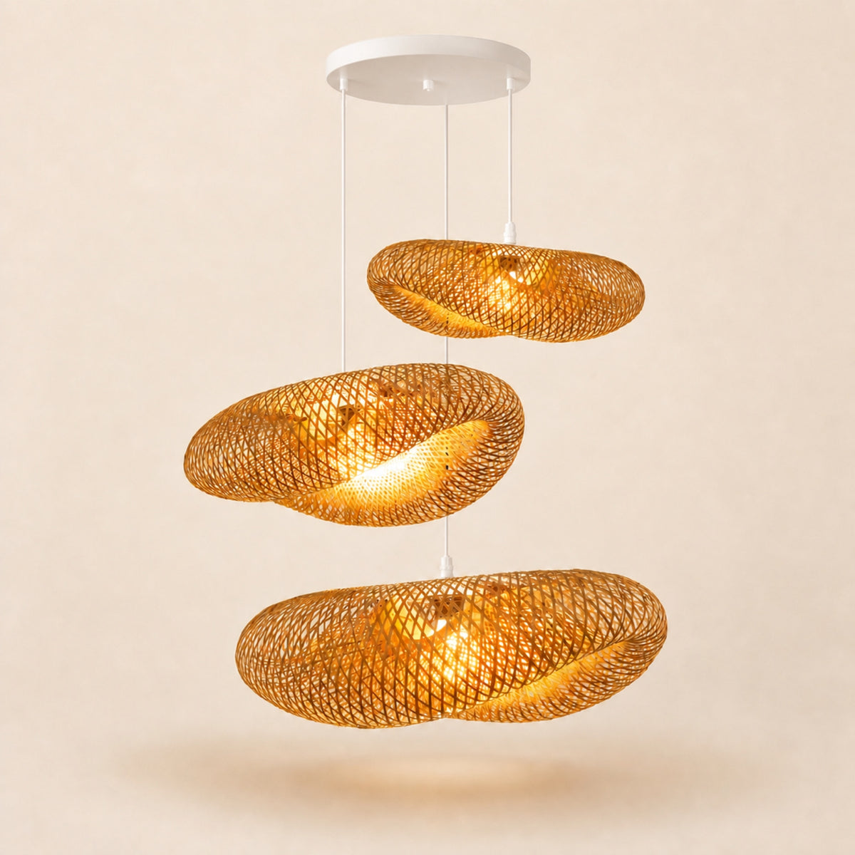 Suspension bambou tressé, blanc