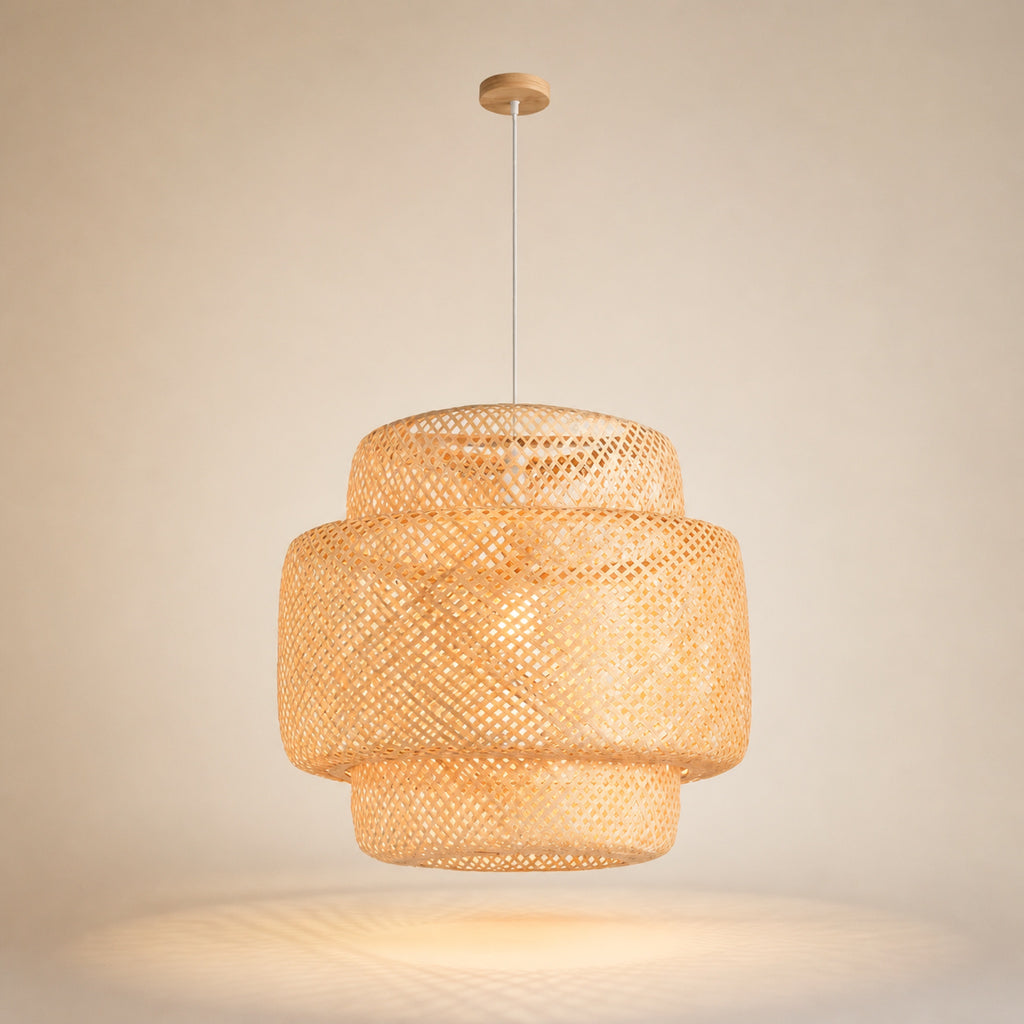 Suspension bambou tissée