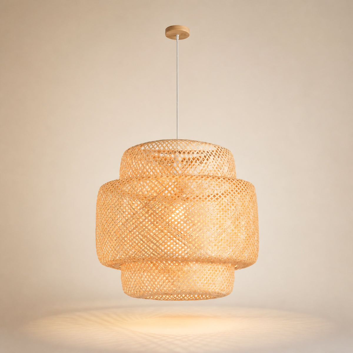 Suspension bambou tissée