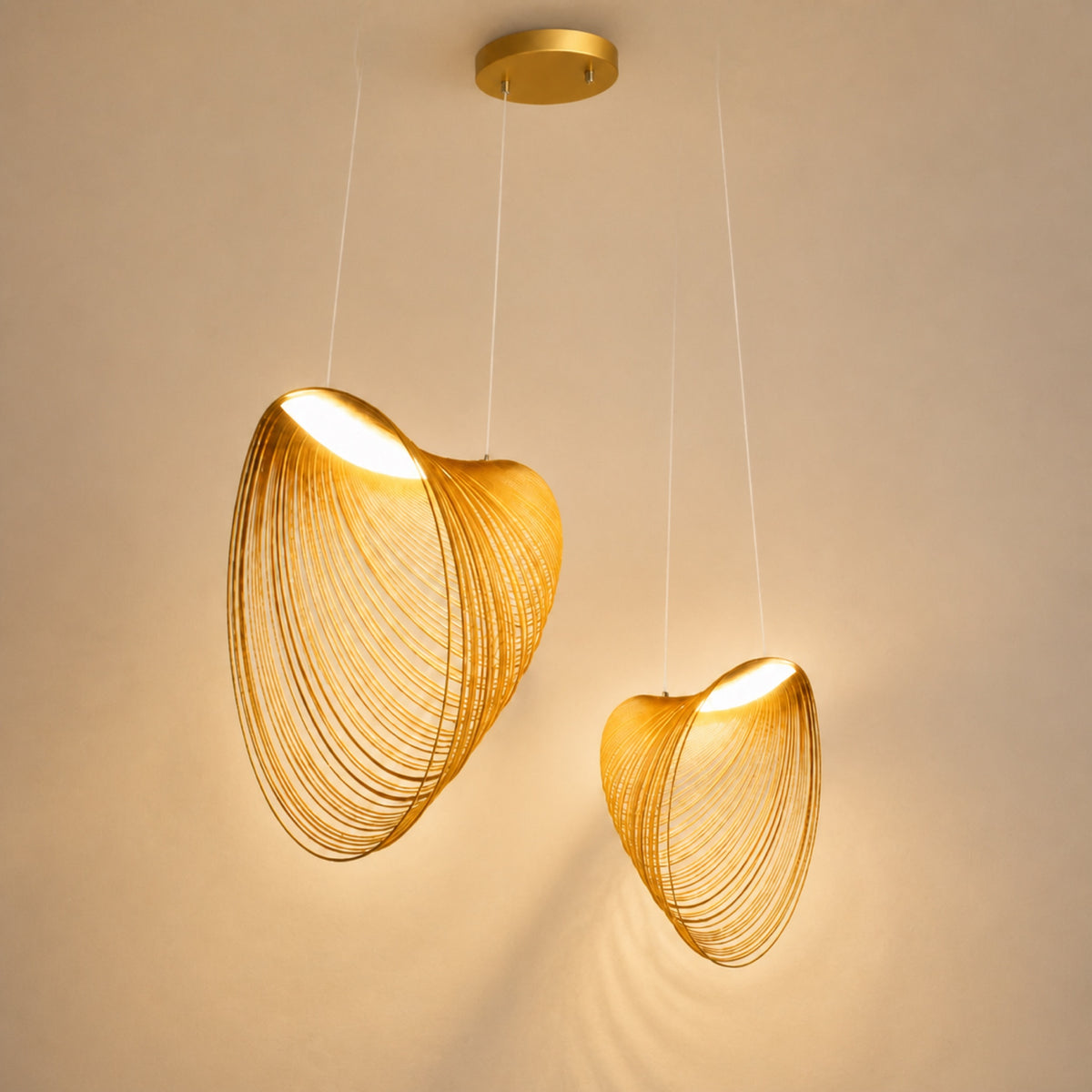 Suspension double coquille en bois tressé, autre cadrage