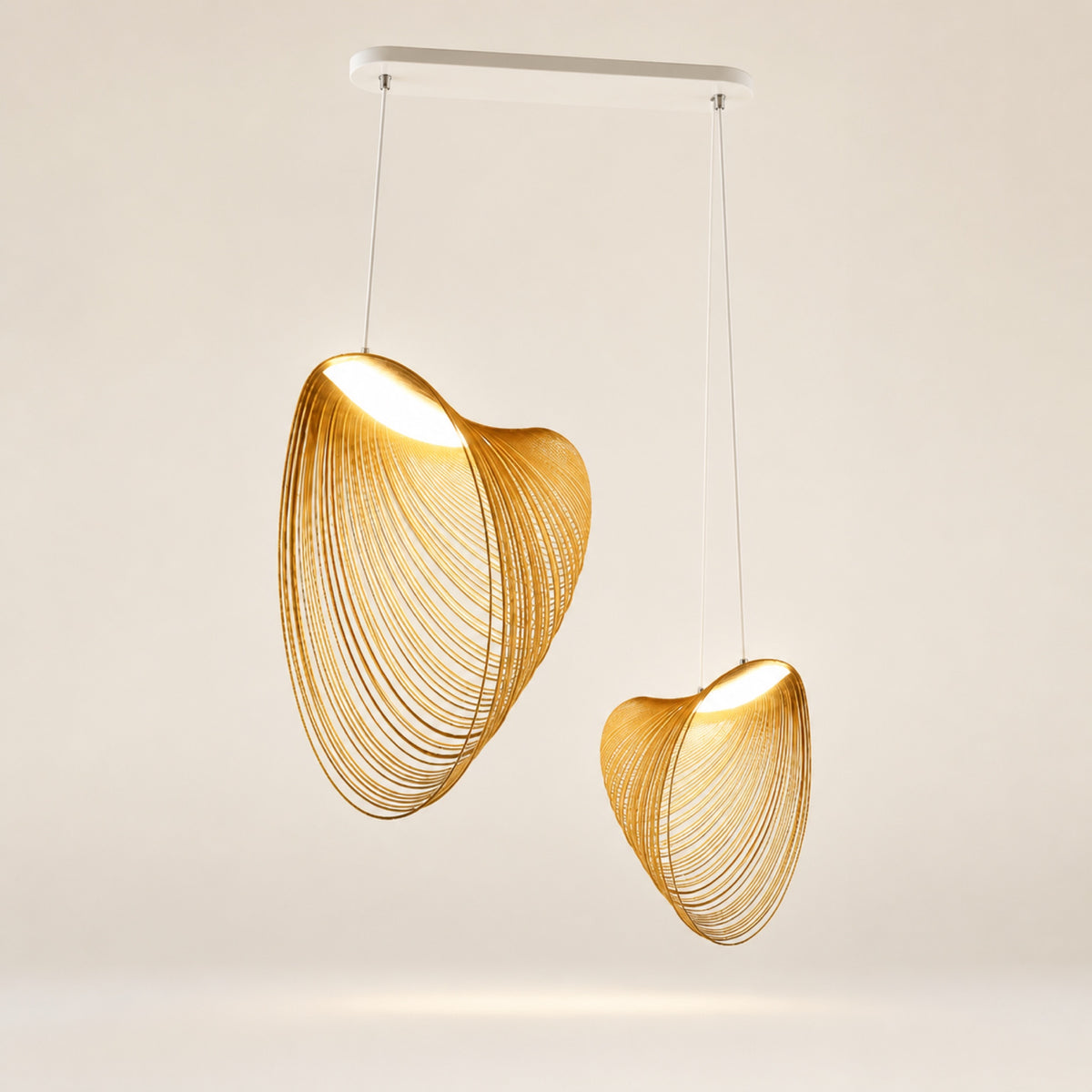 Suspension double coquille en bois tressé