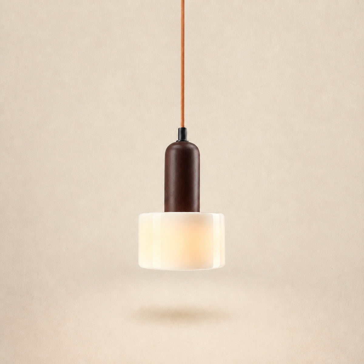 Suspension cylindre effet pierre claire, tête en bois brun