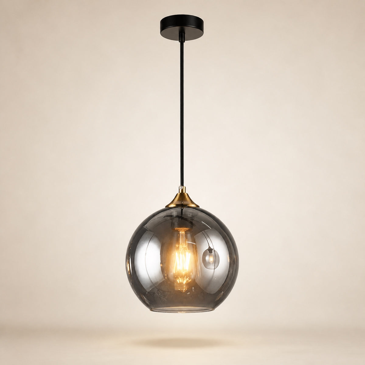 Suspension boule en verre fumé miroir