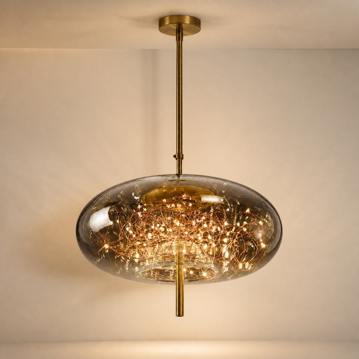 Suspension galet en verre fumé à micro-LED, vue complémentaire